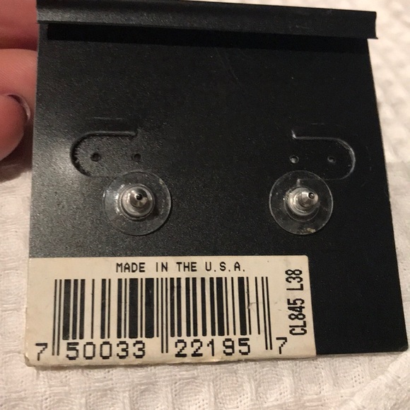 Austrian Crystal Earrings - Picture 2 of 3